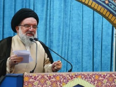 امام جمعه موقت تهران: ملت ایران در برابر فشارها و تهدیدها تسلیم نخواهد شد